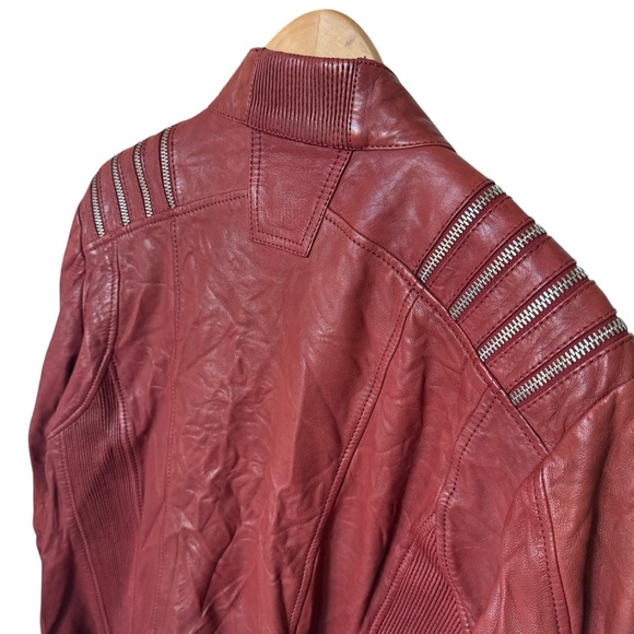 VTG! Wilsons Leather Women’s 2X Red Cafe Racer Motorcycle Jacket Zipper Accents - Picture 7 of 11